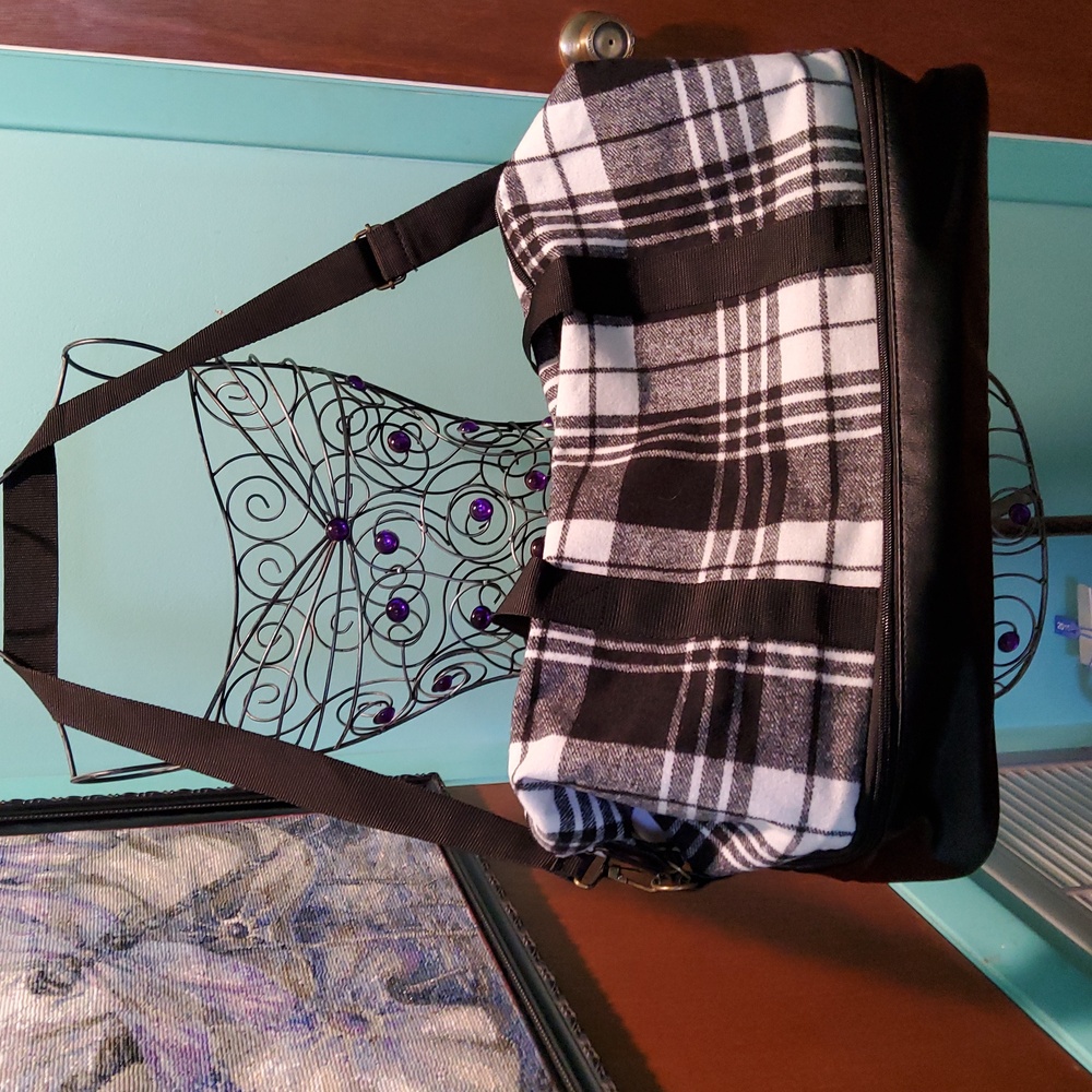 Plaid Duffell Bag
